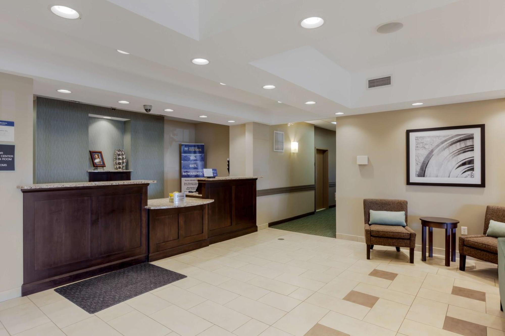 Best Western Plus Walkerton Hotel & Conference Centre Екстериор снимка